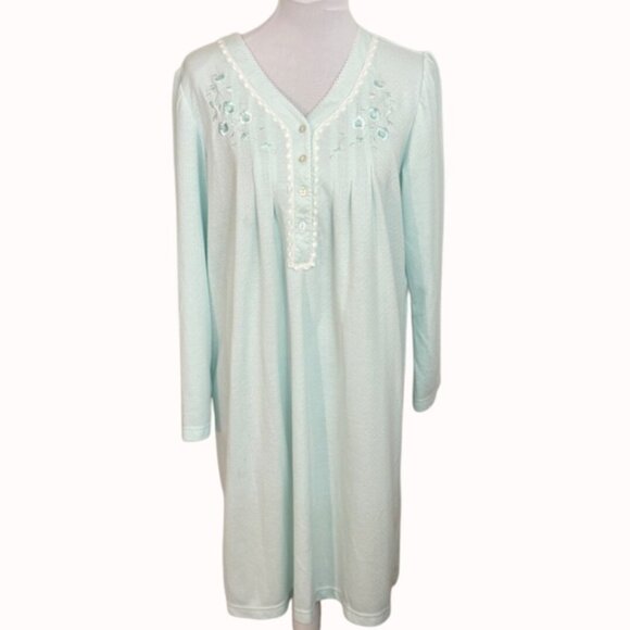 Miss Elaine Honeycomb Nightgown Size L Light Mint Green Long Sleeve Embroidered - Picture 1 of 11